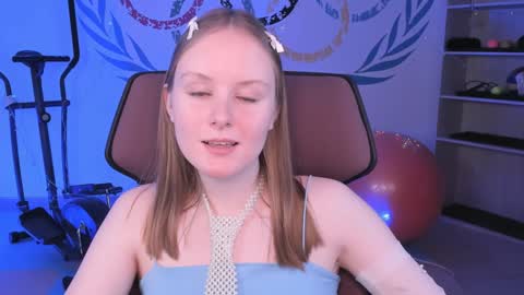 Snapshot of vivienleeigh chatting on December 19, 2024, 3:41 pm Vivien online show from December 19, 2024, 3:41 pm