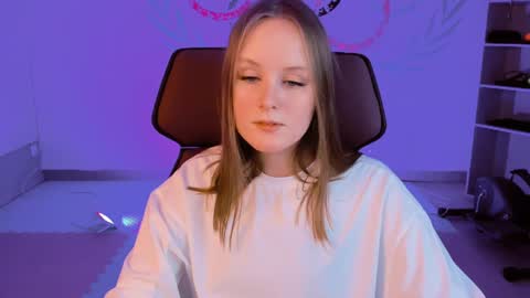 Snapshot of vivienleeigh chatting on December 25, 2024, 7:13 pm Vivien online show from December 25, 2024, 7:13 pm