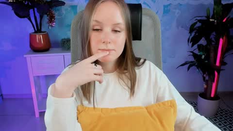 Snapshot of vivienleeigh chatting on January 8, 2025, 7:24 pm Vivien online show from January 8, 2025, 7:24 pm