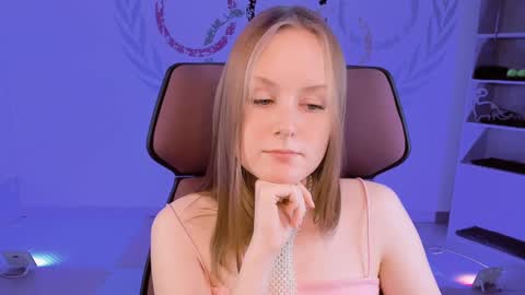 Snapshot of vivienleeigh chatting on January 9, 2025, 4:06 pm Vivien online show from January 9, 2025, 4:06 pm