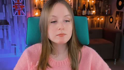 Snapshot of vivienleeigh chatting on January 22, 2025, 2:35 pm Vivien online show from January 22, 2025, 2:35 pm