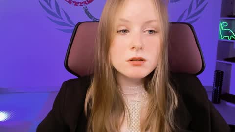 Snapshot of vivienleeigh chatting on February 7, 2025, 2:04 pm Vivien online show from February 7, 2025, 2:04 pm