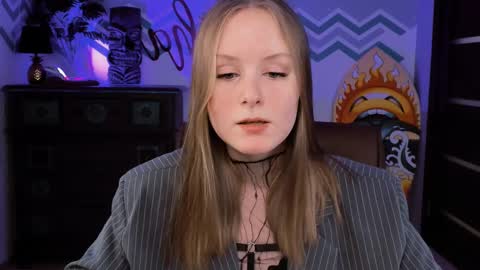 Snapshot of vivienleeigh chatting on February 23, 2025, 3:18 pm Vivien online show from February 23, 2025, 3:18 pm