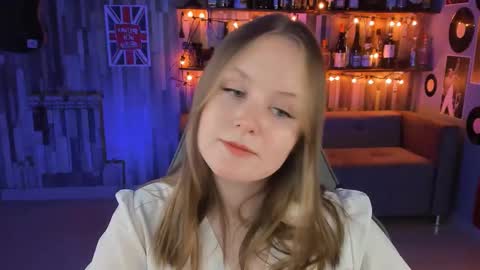 Snapshot of vivienleeigh chatting on February 28, 2025, 2:31 pm Vivien online show from February 28, 2025, 2:31 pm