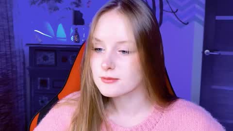 Snapshot of vivienleeigh chatting on October 6, 2025, 1:30 pm Vivien online show from October 6, 2025, 1:30 pm