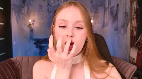 Snapshot of vivienleeigh chatting on November 12, 2025, 1:11 pm Vivien online show from November 12, 2025, 1:11 pm