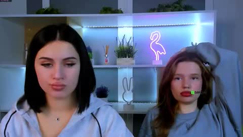 Snapshot of vivy_star chatting on January 18, 2026, 7:17 pm vivy_star online show from January 18, 2026, 7:17 pm