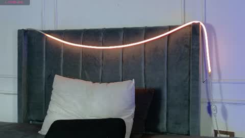 vix_hot online show from July 13, 2026, 12:19 pm