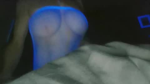 Snapshot of vixen1222 chatting on May 23, 2026, 8:51 am vixen1222 online show from May 23, 2026, 8:51 am