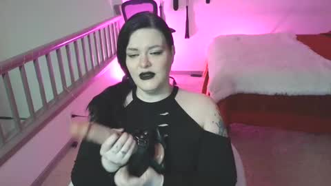 Vixie Nyx online show from May 19, 2026, 3:29 pm