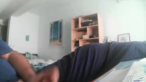 Snapshot of vladuhuh chatting on January 20, 2025, 9:03 am vladuhuh online show from January 20, 2025, 9:03 am