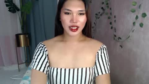 Snapshot of vnnie690760 chatting on December 11, 2024, 4:49 am Its me JESSIE in ur heart online show from December 11, 2024, 4:49 am