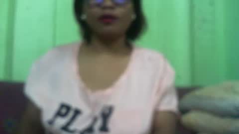 Snapshot of voagelle chatting on February 14, 2026, 6:15 pm voagelle online show from February 14, 2026, 6:15 pm