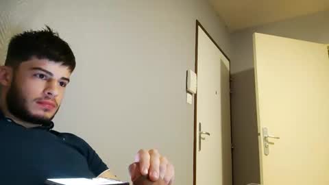 Snapshot of volquane chatting on October 4, 2025, 5:33 pm volquane online show from October 4, 2025, 5:33 pm