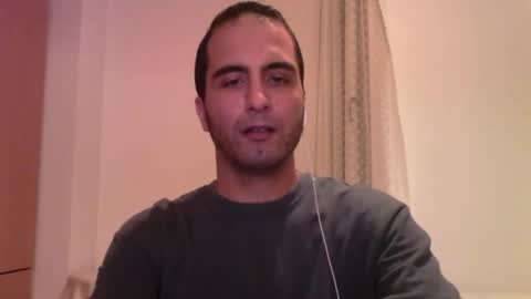 volve5 online show from December 5, 2024, 8:00 pm