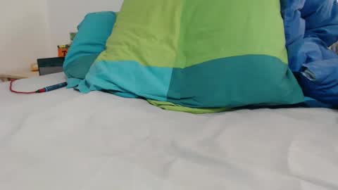 Snapshot of volvic_0904 chatting on March 4, 2026, 8:15 pm volvic_0904 online show from March 4, 2026, 8:15 pm