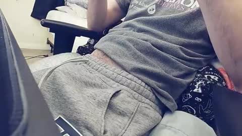 Snapshot of vonaris chatting on March 12, 2025, 8:51 am Vonaris online show from March 12, 2025, 8:51 am