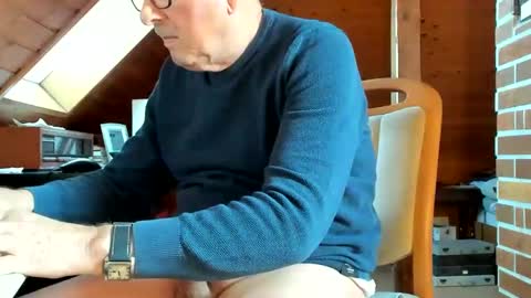 Snapshot of vonrex1 chatting on December 31, 2024, 10:58 am heinz online show from December 31, 2024, 10:58 am