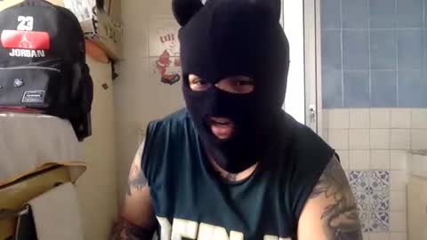 Snapshot of voodkha chatting on February 10, 2026, 5:50 pm Danny and Ale online show from February 10, 2026, 5:50 pm