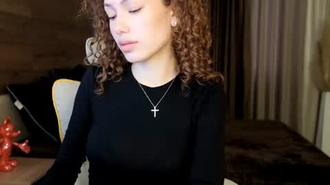 Lily online show from July 18, 2026, 5:33 am