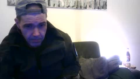 Snapshot of voyeuredeluxe chatting on February 20, 2026, 11:49 pm voyeuredeluxe online show from February 20, 2026, 11:49 pm