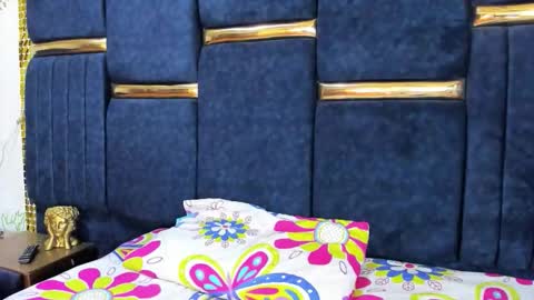 skay online show from December 1, 2025, 7:41 pm