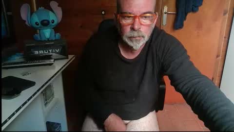 oscar online show from October 18, 2025, 12:17 pm