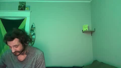 vveejay online show from May 28, 2026, 8:33 am