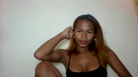 vynarahot online show from April 28, 2026, 8:41 am