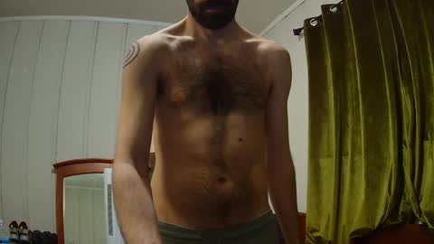 Snapshot of w0lf_359 chatting on December 16, 2024, 5:27 am w0lf_359 online show from December 16, 2024, 5:27 am