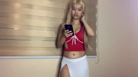 Olivia online show from July 2, 2026, 9:59 am
