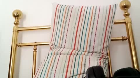 ghhhgh online show from January 25, 2025, 1:41 pm