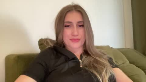 Snapshot of walkiria19 chatting on July 14, 2026, 6:46 pm walkiria19 online show from July 14, 2026, 6:46 pm
