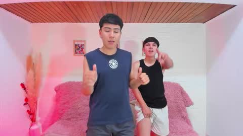 Snapshot of wallen_house chatting on September 11, 2025, 2:22 am Hi I am Venus kloy Thiago online show from September 11, 2025, 2:22 am