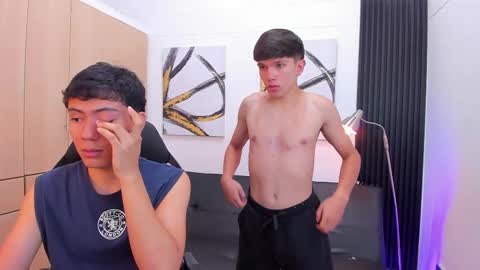 Snapshot of wallen_house chatting on September 26, 2025, 3:10 am Hi I am Venus kloy Thiago online show from September 26, 2025, 3:10 am