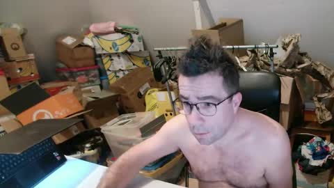 Snapshot of wammes85 chatting on February 19, 2025, 10:42 pm wammes online show from February 19, 2025, 10:42 pm