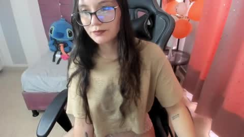Snapshot of wanda_sg chatting on May 18, 2026, 6:14 pm Alexandra online show from May 18, 2026, 6:14 pm