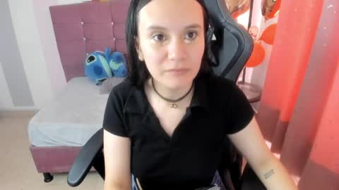 Snapshot of wanda_sg chatting on May 24, 2026, 7:08 pm Alexandra online show from May 24, 2026, 7:08 pm