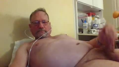Tibo Love online show from April 29, 2026, 9:43 pm