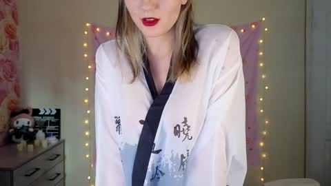 Snapshot of wanna_breed chatting on January 19, 2025, 8:18 am Kate online show from January 19, 2025, 8:18 am