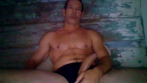 Snapshot of want_to_be_recognized chatting on May 4, 2026, 12:34 pm want_to_be_recognized online show from May 4, 2026, 12:34 pm