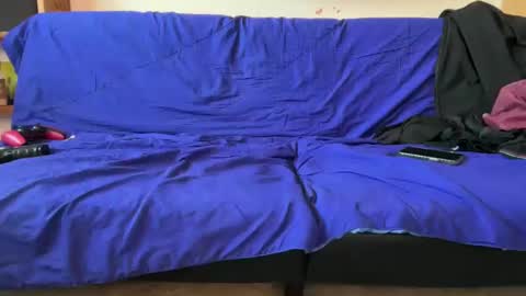 Snapshot of wantingtoplay97 chatting on December 7, 2024, 5:42 pm wantingtoplay97 online show from December 7, 2024, 5:42 pm