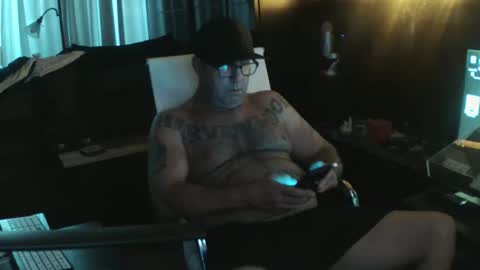 Snapshot of wantitbutyoucanthaveit chatting on May 16, 2026, 1:10 pm inittogetitin online show from May 16, 2026, 1:10 pm