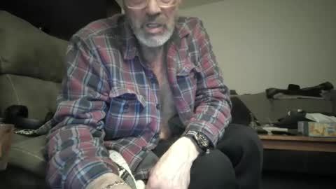 wantobone2 online show from January 13, 2026, 10:59 pm