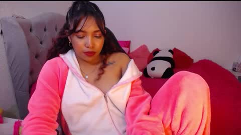 Snapshot of warisgoddes chatting on March 10, 2026, 5:34 am EMILY online show from March 10, 2026, 5:34 am