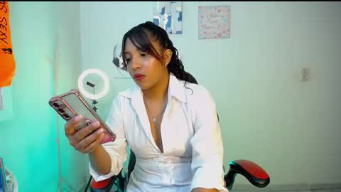 Snapshot of warisgoddes chatting on March 15, 2026, 10:10 am EMILY online show from March 15, 2026, 10:10 am