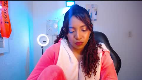 Snapshot of warisgoddes chatting on April 4, 2026, 9:40 am EMILY online show from April 4, 2026, 9:40 am