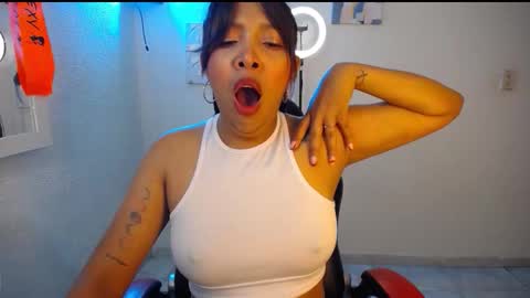 Snapshot of warisgoddes chatting on April 10, 2026, 8:52 am EMILY online show from April 10, 2026, 8:52 am