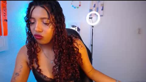 Snapshot of warisgoddes chatting on April 15, 2026, 10:32 pm EMILY online show from April 15, 2026, 10:32 pm
