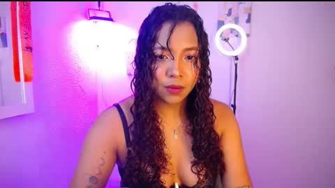 Snapshot of warisgoddes chatting on April 26, 2026, 12:47 pm EMILY online show from April 26, 2026, 12:47 pm